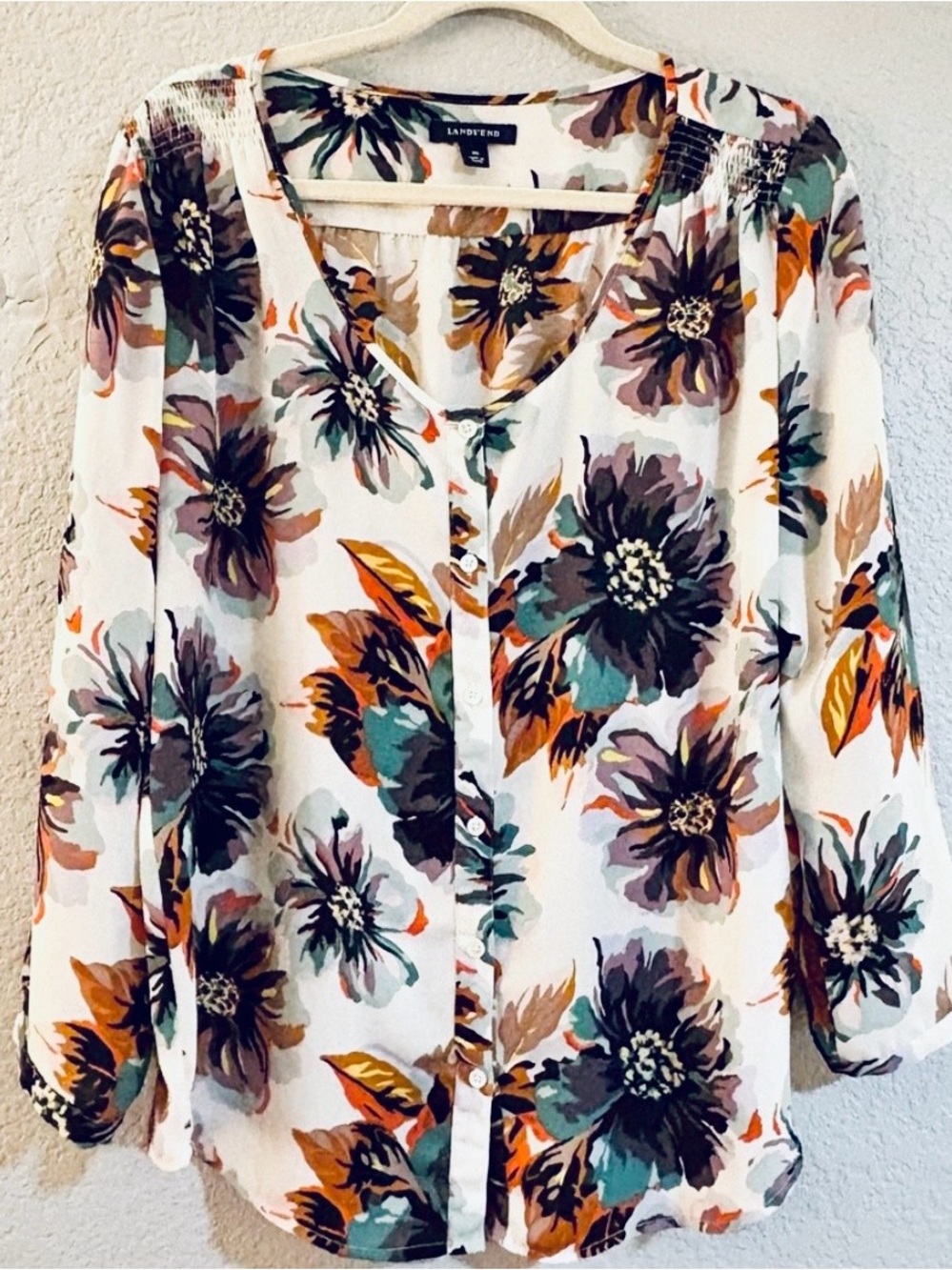 Lands End gorgeous color Print  3/4 Sleeve Pintuck Blouse Size 16